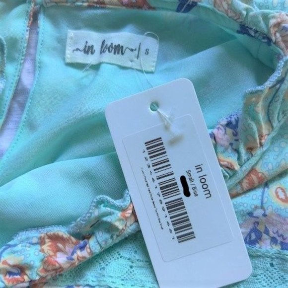 In Loom Women's Floral Lace Top - Picture 3 of 5